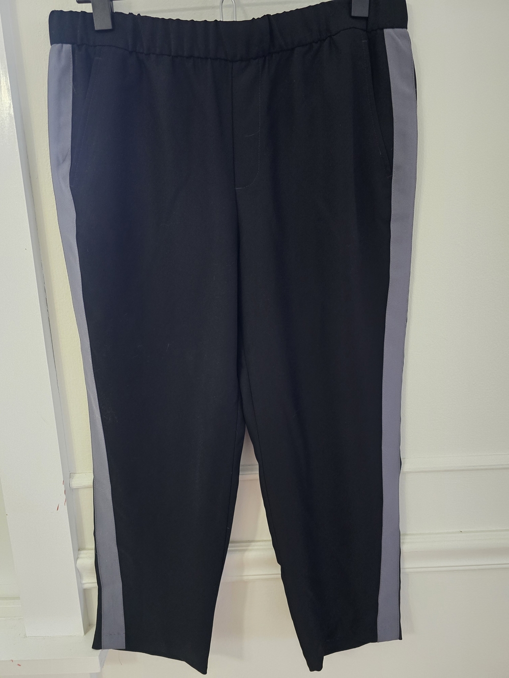 Banana Republic Black Cropped Drapey Pants with Gray Side Stripes